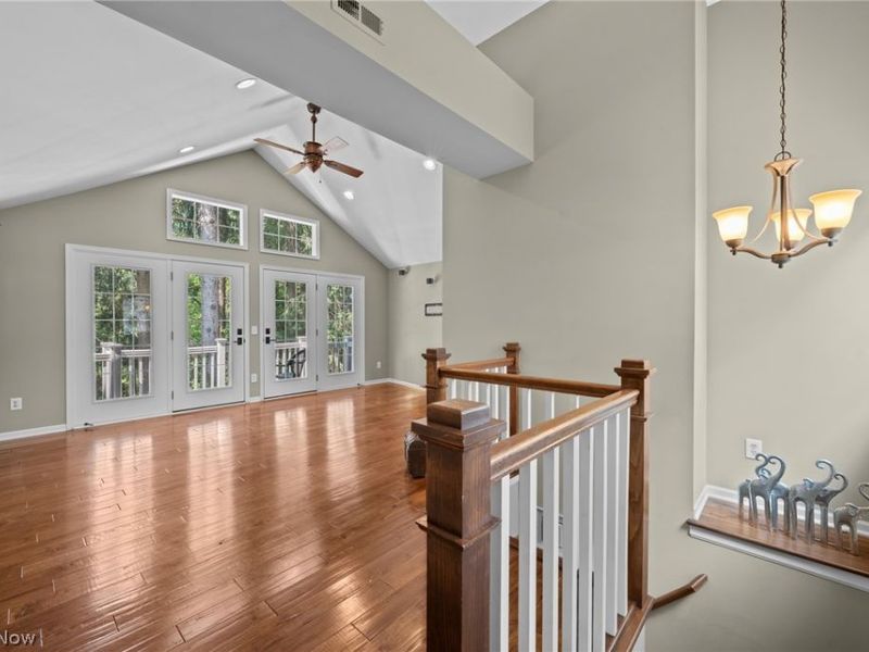 33526 N Deer Creek Lane, Pepper Pike, OH 44124 Photo 4