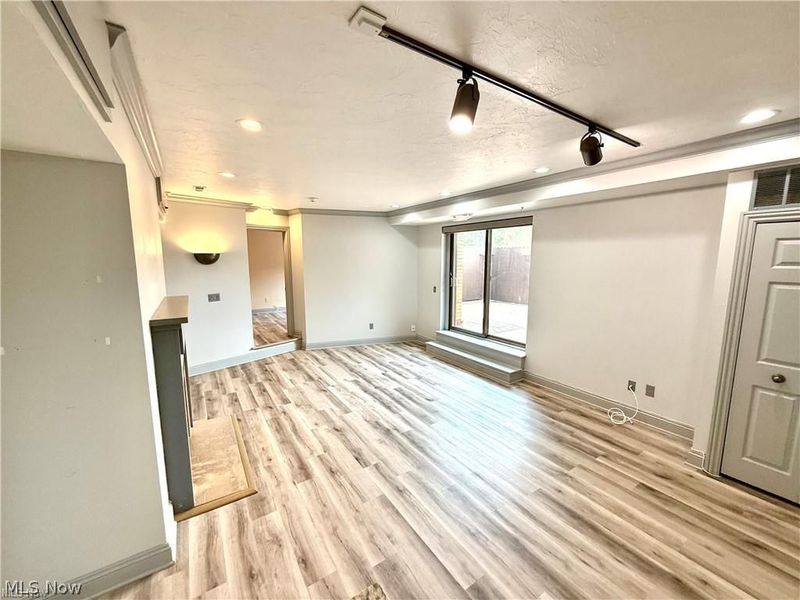 , Unit 48, Bay Village, OH 44140 Photo 9