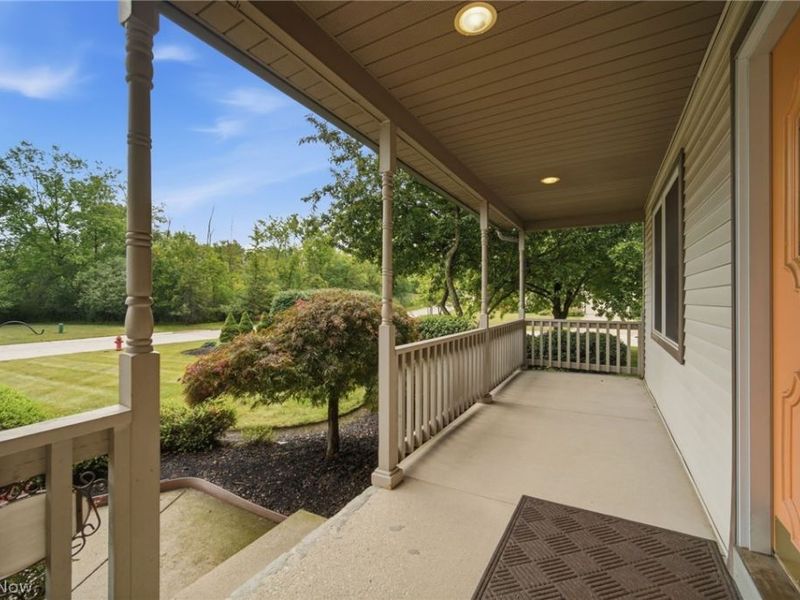 335 Radley Drive , Painesville, OH 44077 Photo 5