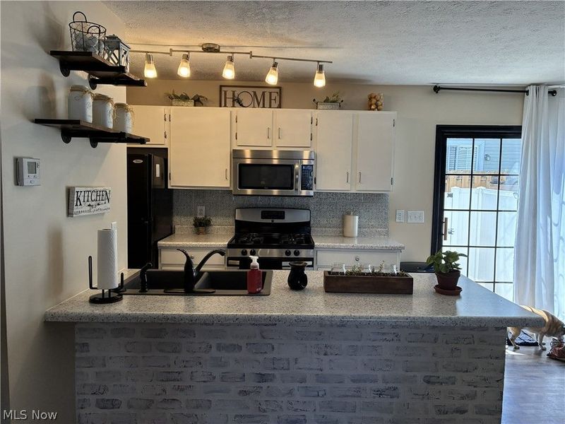 3184 Deer Trail, Unit B, Cortland, OH 44410 Photo 6