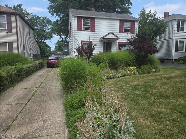 17425 Glendale Avenue , Cleveland, OH 44128
