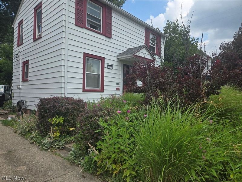 17425 Glendale Avenue , Cleveland, OH 44128 Photo 2