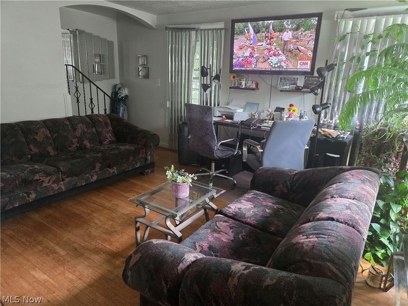 17425 Glendale Avenue , Cleveland, OH 44128 Photo 5