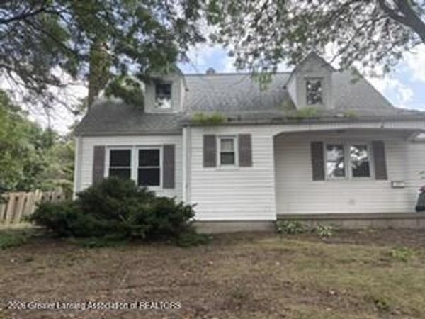 1018 Ada Street, Owosso, MI 48867