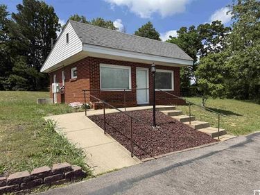 1036 Canton Road, Cadiz, KY 42211