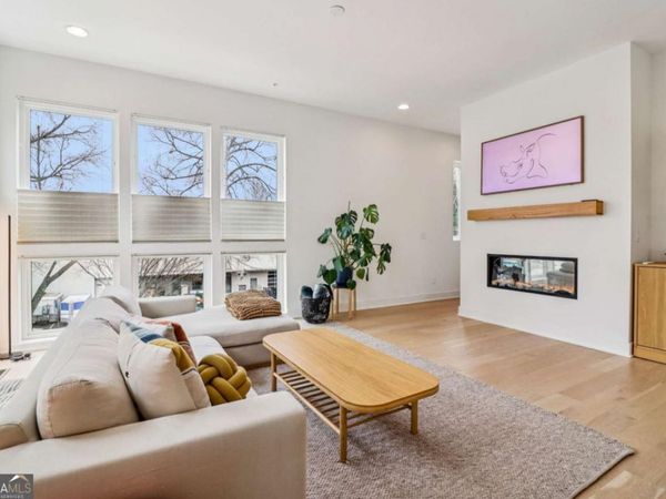 1229 Chelsea Circle NW, Atlanta, GA 30318