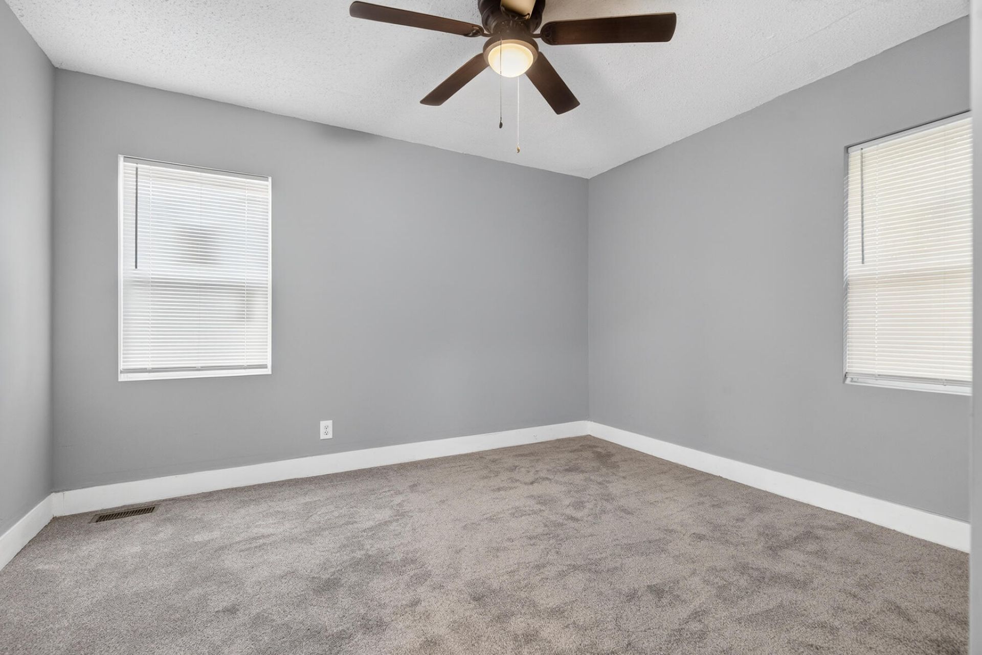378 Mingo Street Photo 22