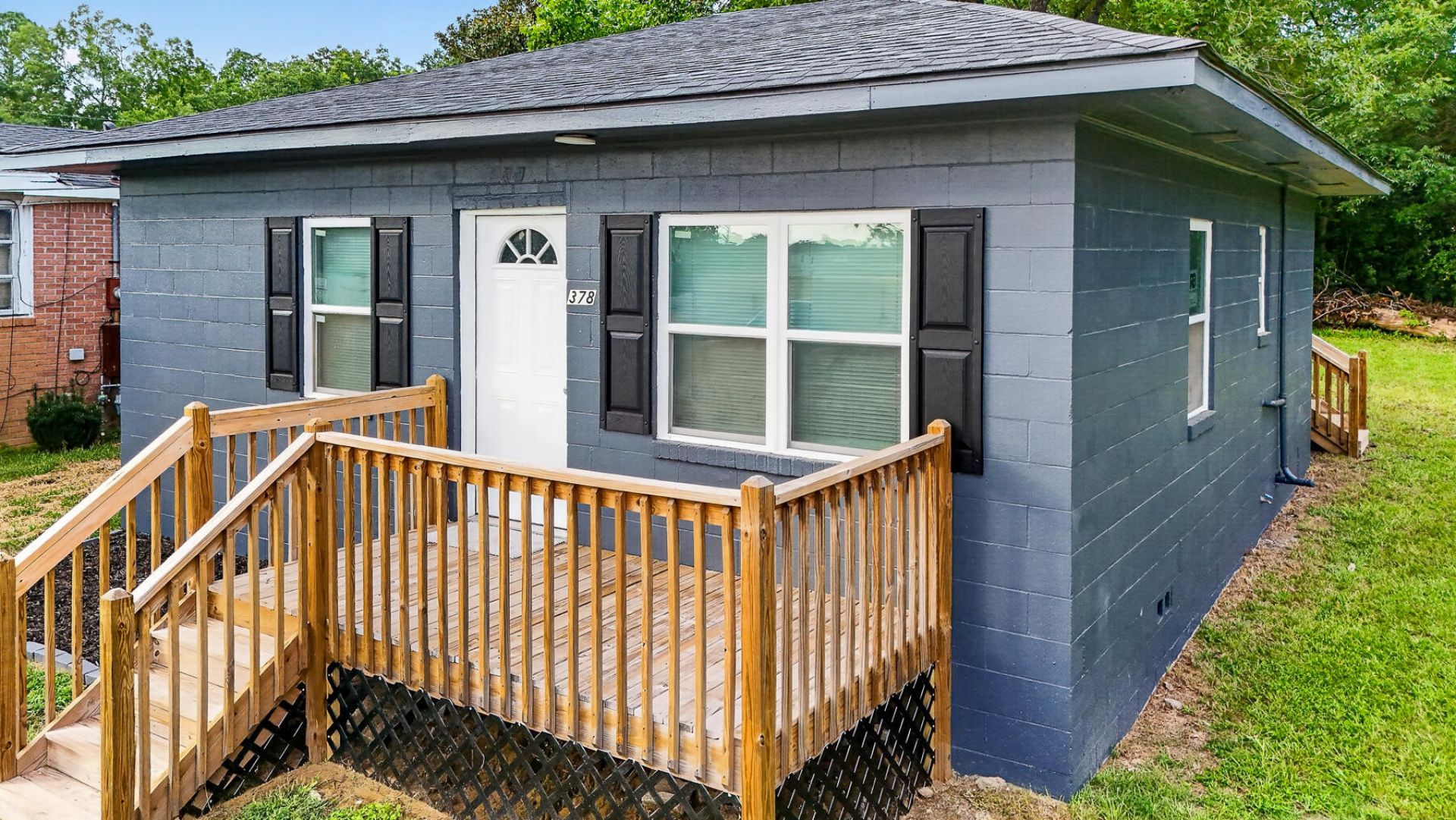 378 Mingo Street Photo 4