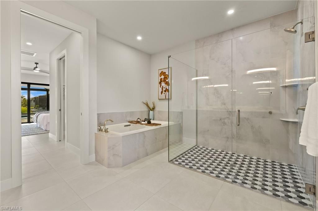 707 NW 38th Ave, Cape Coral, FL 33993 Photo