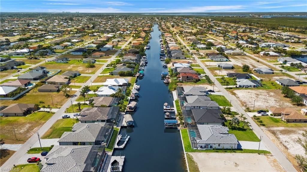 707 NW 38th Ave, Cape Coral, FL 33993 Photo