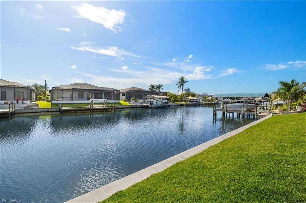707 NW 38th Ave, Cape Coral, FL 33993 Photo