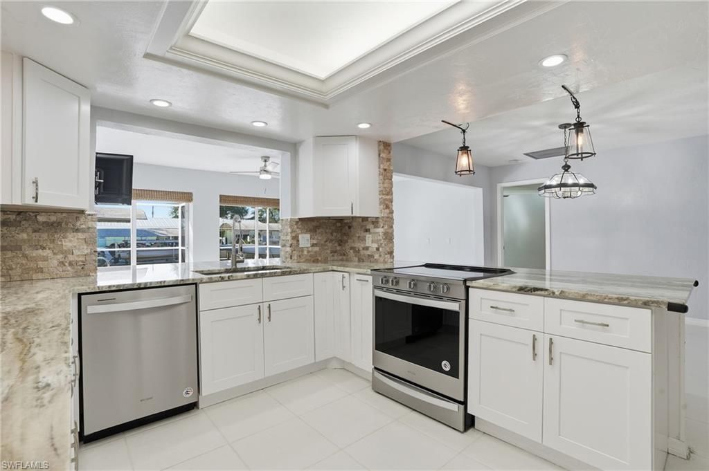 5964 Baker Ct, Fort Myers, FL 33919 Photo