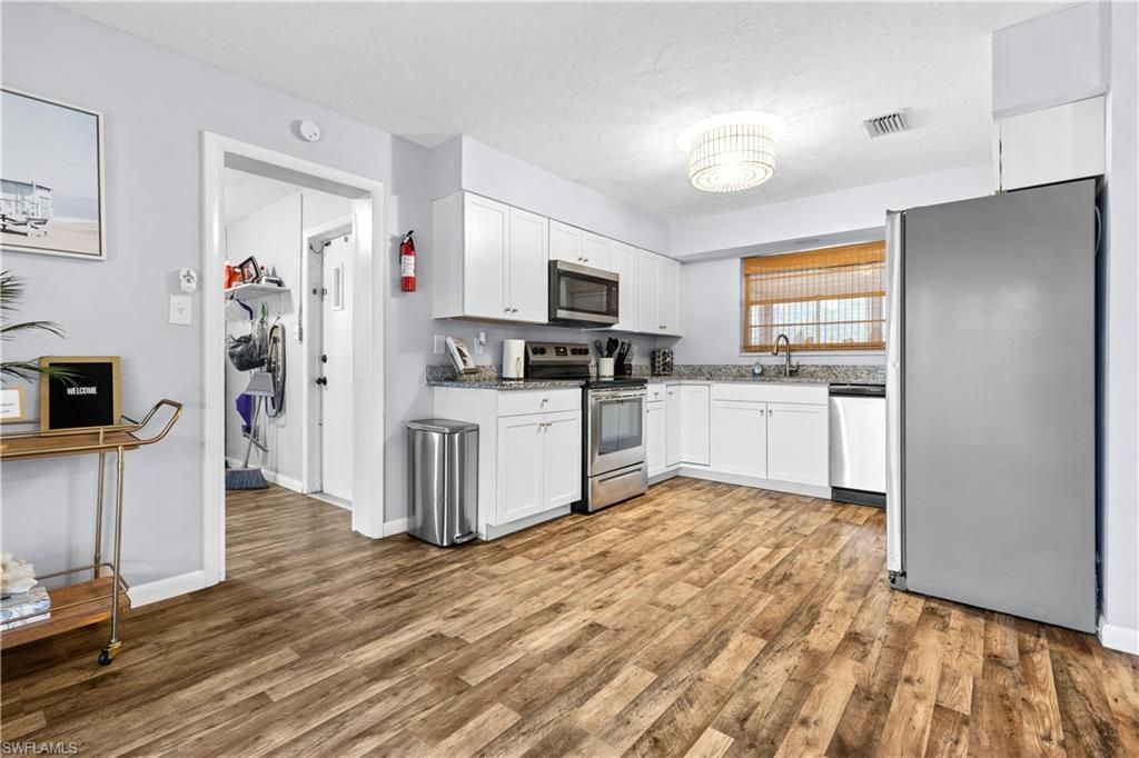 1930 Oakley Ave , Fort Myers, FL 33901 Photo
