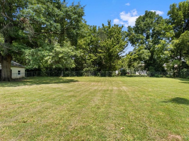 1056 Terrydel Lane, Pierce Twp, OH 45245 Photo 11