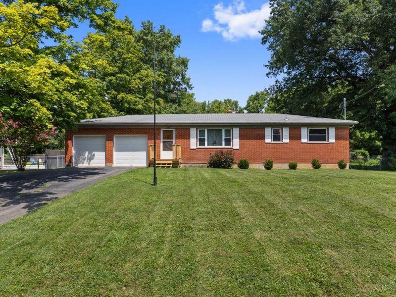 1056 Terrydel Lane, Pierce Twp, OH 45245 Photo 3