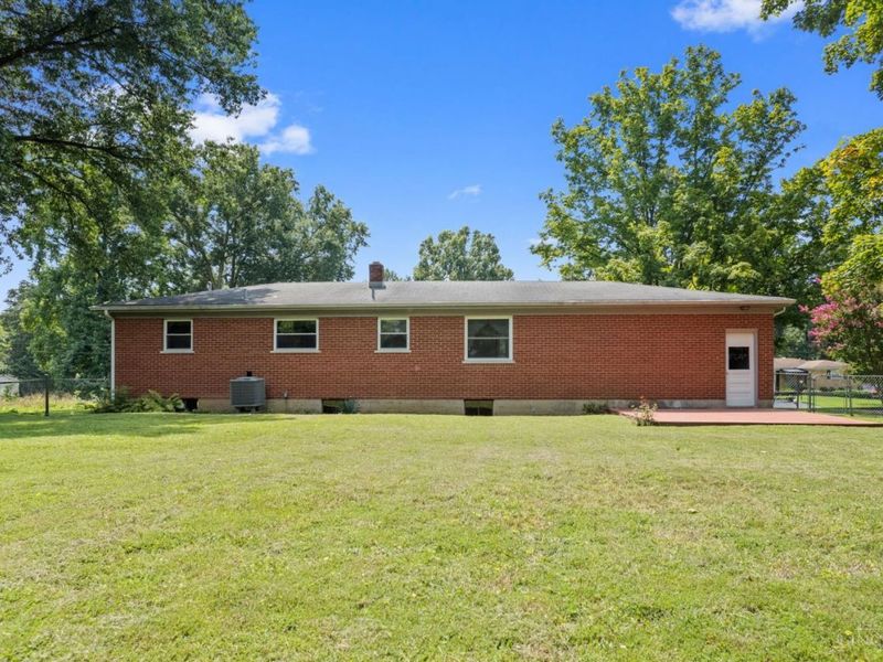 1056 Terrydel Lane, Pierce Twp, OH 45245 Photo 8