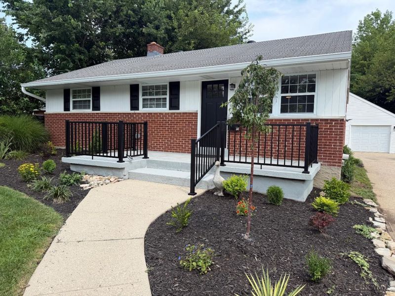 36 Powhatton Drive, Milford, OH 45150 Photo 2