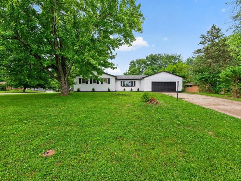 7524 Fruitwood Drive, West Chester, OH 45069 Photo 2