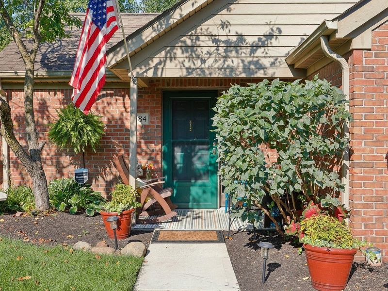 884 Village Brook Way , Columbus, OH 43235 Photo 5