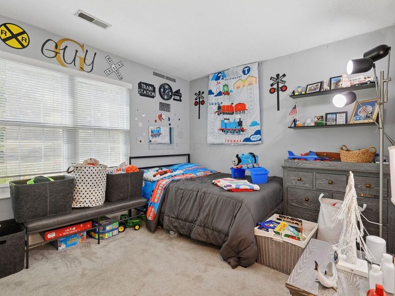 884 Village Brook Way , Columbus, OH 43235 Photo 7