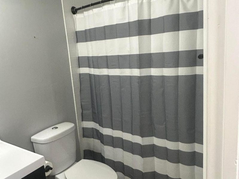 1460 Slade Avenue , Unit 202, Columbus, OH 43235 Photo 14