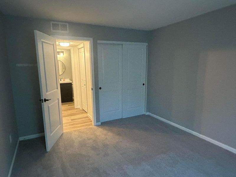 1460 Slade Avenue , Unit 202, Columbus, OH 43235 Photo 16