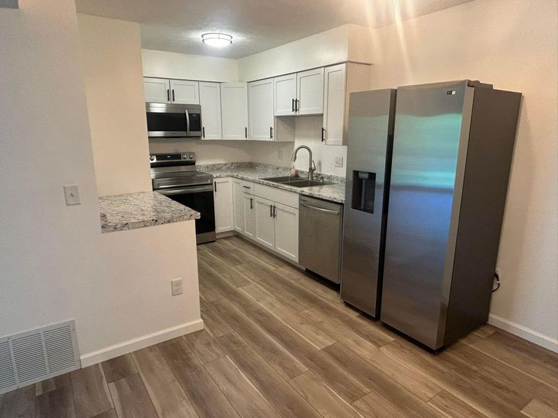1460 Slade Avenue , Unit 202, Columbus, OH 43235 Photo 7