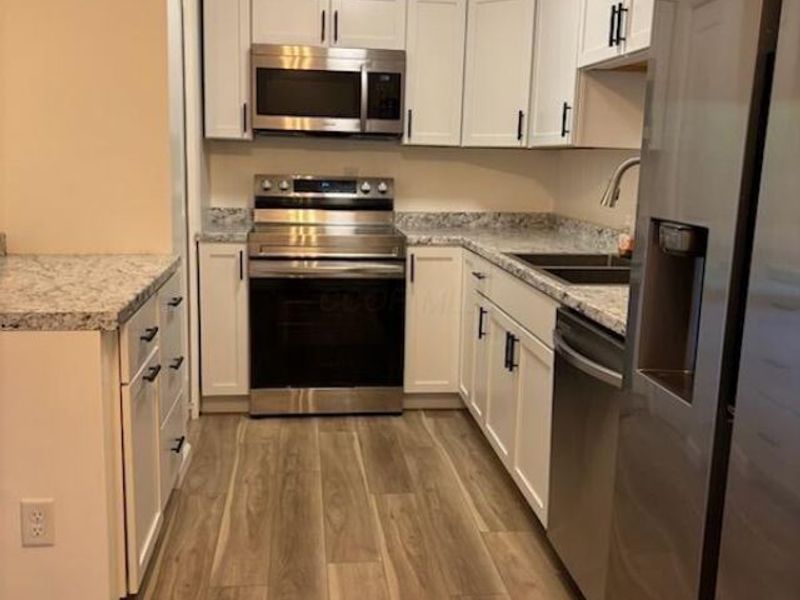 1460 Slade Avenue, Unit 202, Columbus, OH 43235 Photo 8