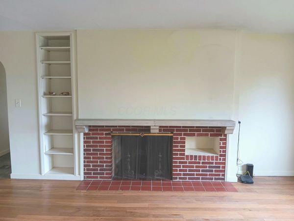 421 E Main Street , Saint Paris, OH 43072