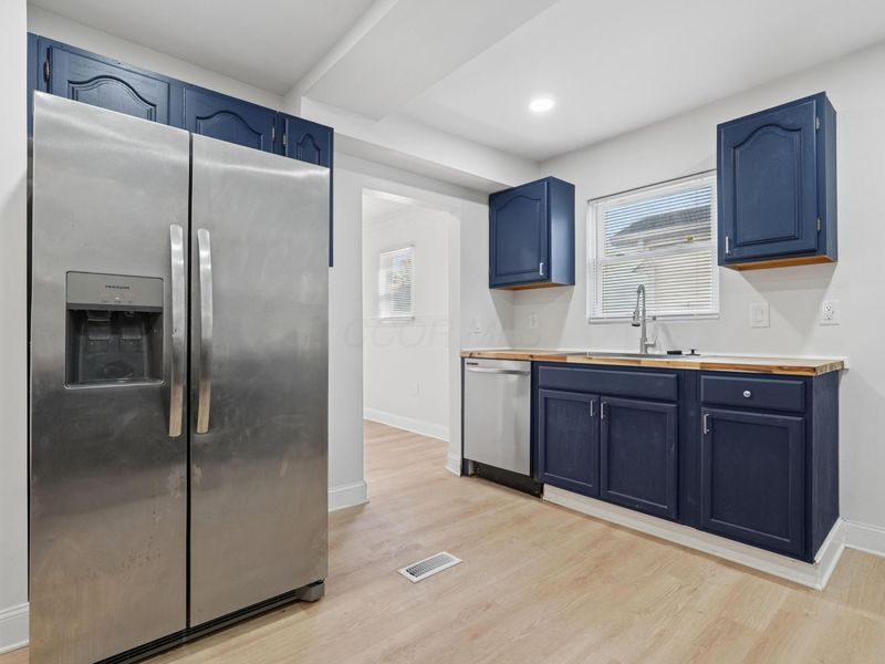 1186 E 21st Avenue , Columbus, OH 43211 Photo 15