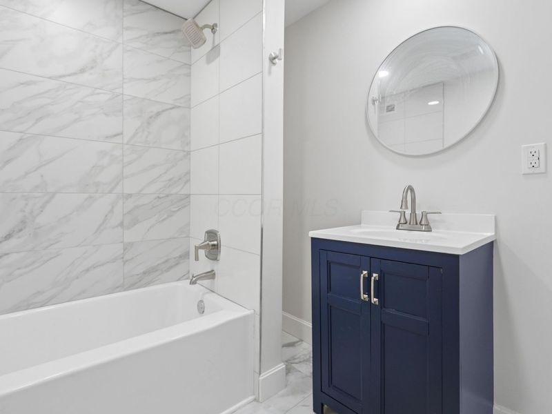 1186 E 21st Avenue , Columbus, OH 43211 Photo 20