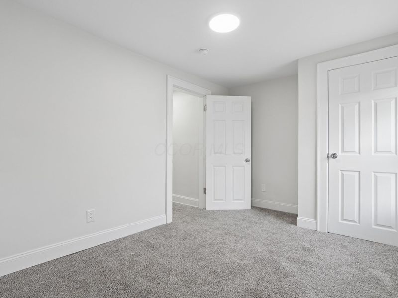 1186 E 21st Avenue , Columbus, OH 43211 Photo 28