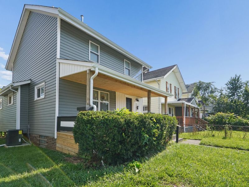 1186 E 21st Avenue , Columbus, OH 43211 Photo 5