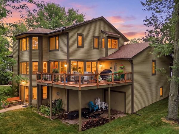 S75W18705 Kingston DRIVE, Muskego, WI 53150