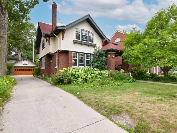 4915 W Woodlawn COURT, Milwaukee, WI 53208