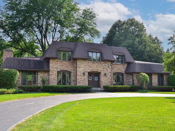 16015 Mark DRIVE, Brookfield, WI 53005
