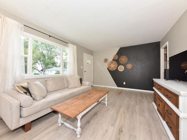 1605 Murray AVENUE, Waukesha, WI 53186