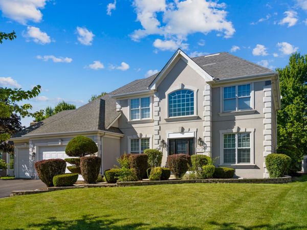 26W286 Pinehurst Drive , Winfield, IL 60190