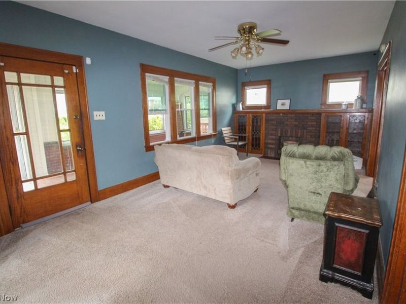 543 W Maple Street , North Canton, OH 44720 Photo 15