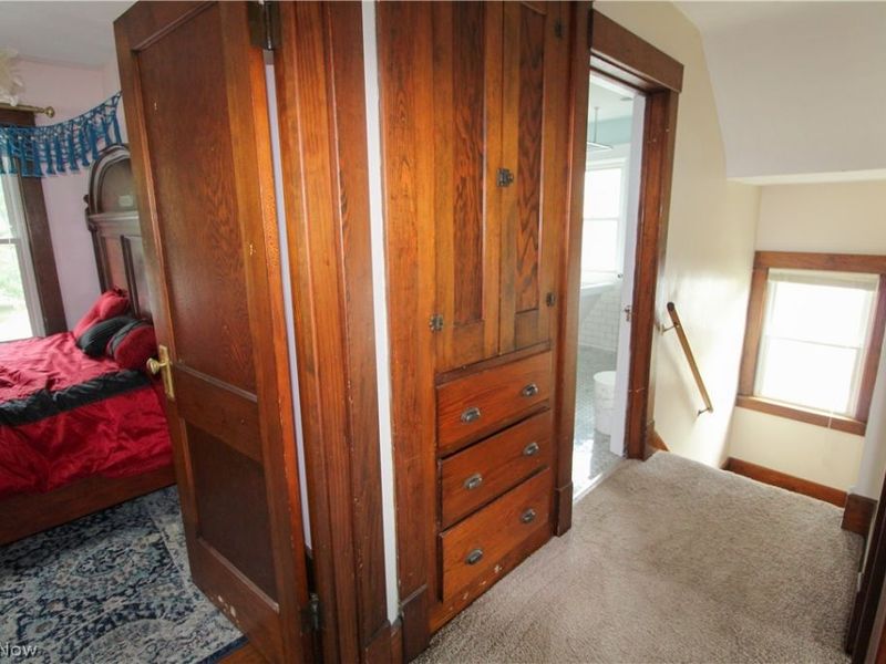 543 W Maple Street , North Canton, OH 44720 Photo 22
