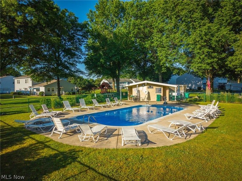 2547 Royal County Down , Unit C, Uniontown, OH 44685 Photo 25