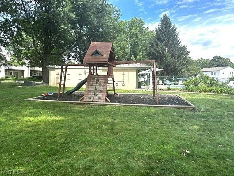 2547 Royal County Down , Unit C, Uniontown, OH 44685 Photo 26