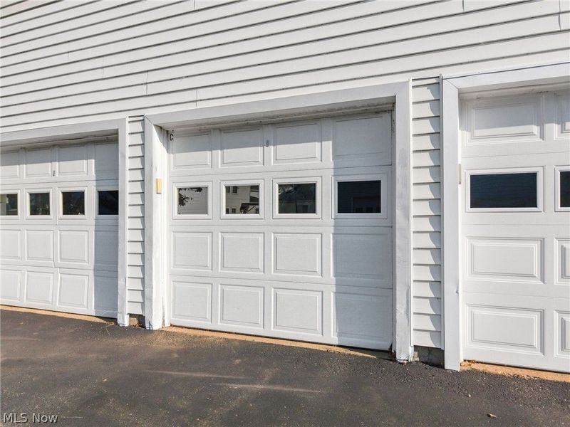 2547 Royal County Down , Unit C, Uniontown, OH 44685 Photo 6