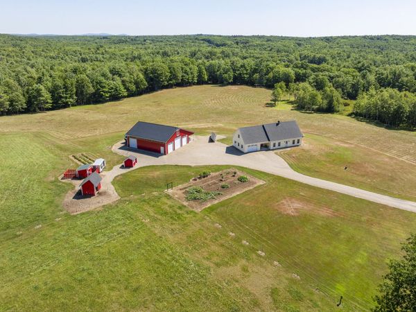 35 Outpost Road , Nobleboro, ME 04555