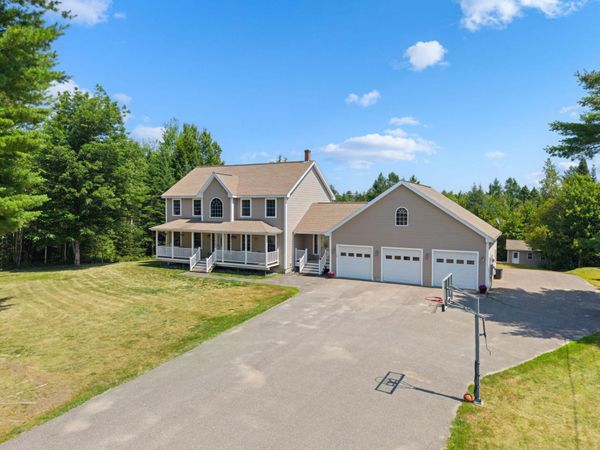 238 Ten Road , Bradley, ME 04411