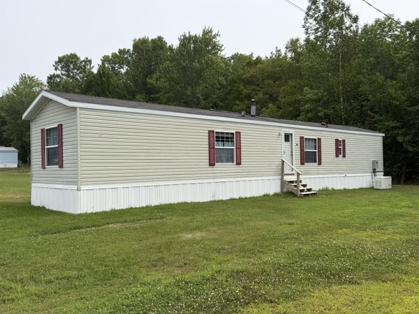 45 Church Street, Unit 30, East Millinocket, ME 04430
