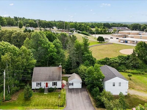 31 Forest Hill , Bucksport, ME 04416