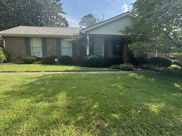 580 Stratford Way , Clarksville, TN 37043