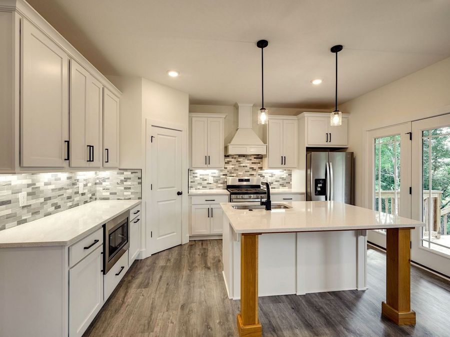 Property Image 8