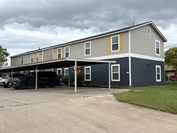 755 River RD, Unit 1411, San Marcos, TX 78666